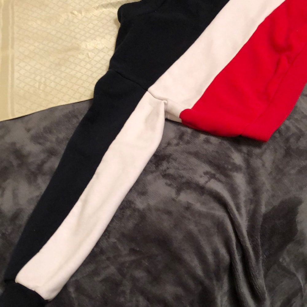 Crop topped long sleeve shirt - Picture 6 of 6